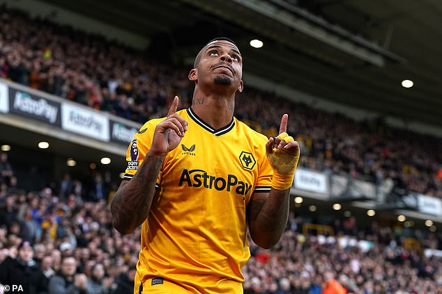 Gabonese midfielder Mario Lemina has dedicated his goal against Chelsea to his sick father