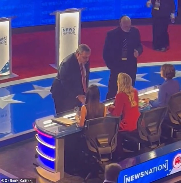 Megyn Kelly revealed Thursday what former New Jersey Governor Chris Christie said to her during a heated off-air confrontation during Wednesday night's Republican primary debate, which was captured by an audience member