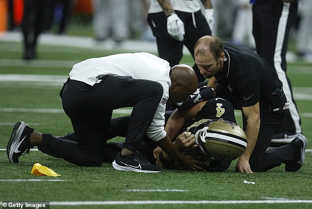 Carr was forced to leave the Saints' game against the Detroit Lions after a hit by Bruce Irvin