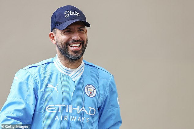 Sergio Aguero has surprisingly named Manchester United as a potential Premier League title contender