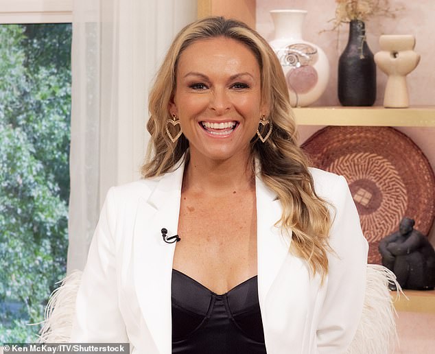 The warning signs of colon cancer as MAFS expert Mel Schilling is hit with a heartbreaking diagnosis just before Christmas