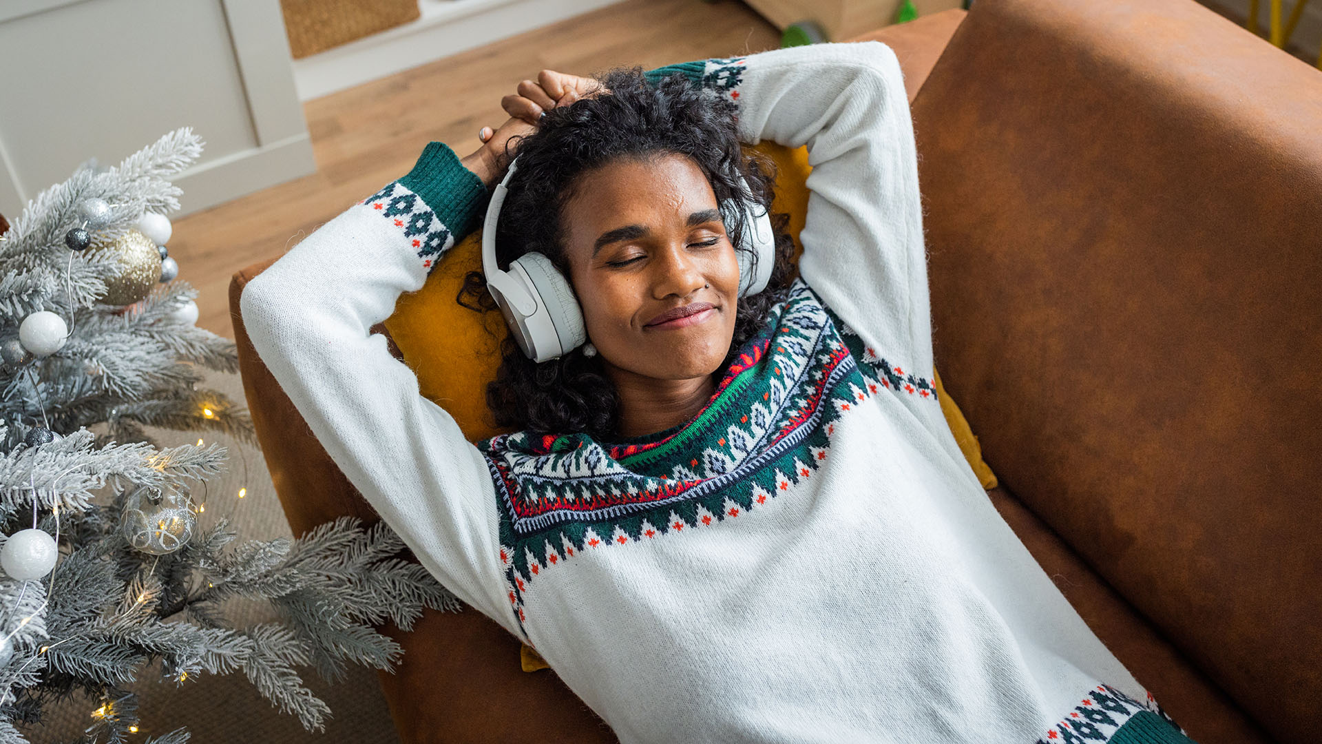 These are the best Christmas songs to help you fall