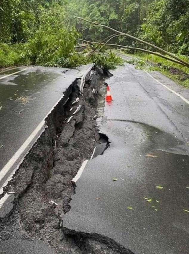 This comes after multiple rescues and evacuations in the north of the state as Cyclone Jasper rages through the region (Photo: Landslip on Palmerston Hwy)