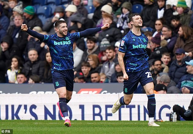 West Brom 1 1 Stoke Lynden Gooch secures point for managerless