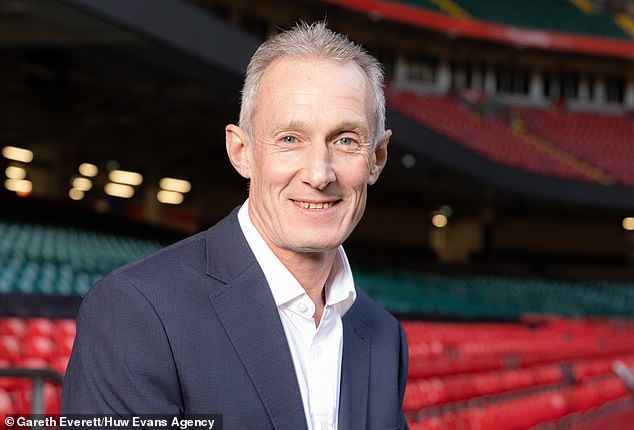 When Rob Howley was sent home on the eve of