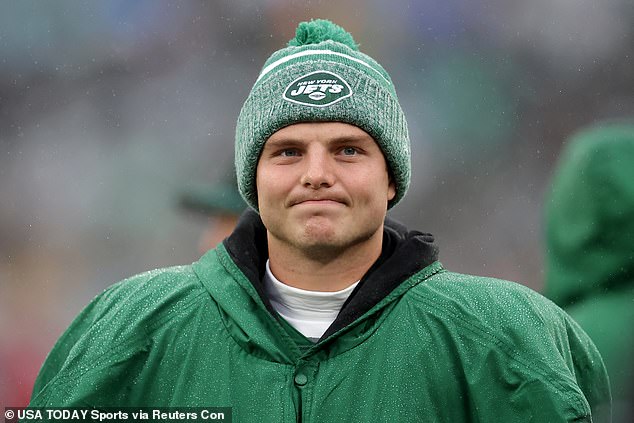 Zach Wilson (photo) is again the starting quarterback of the New York Jets