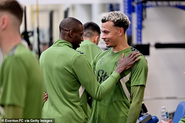 The Toffees midfielder was seen hugging some of his teammates while also working out in the gym