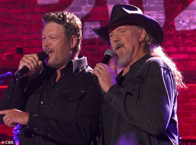 The 47-year-old country star was spotted on stage with Trace Adkins, 61, during CBS's New Year's Eve Live: Nashville's Big Bash