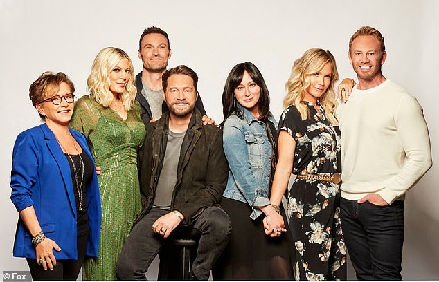 (L-R) Gabrielle Carteris, Tori Spelling, Brian Austin Green, Jason Priestley, Shannen Doherty, Jennie Garth and Ziering appeared on the 2019 reboot BH90210