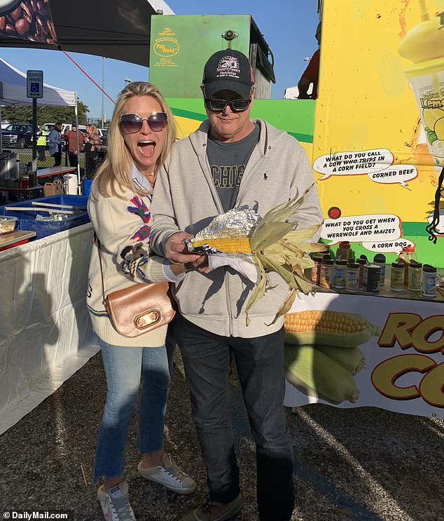 After years of rumors and speculation, Earhardt and Hannity let their intimate relationship speak for itself by attending the 2022 Oyster Fest on Long Island, where they playfully posed together while sharing some corn on the cob.