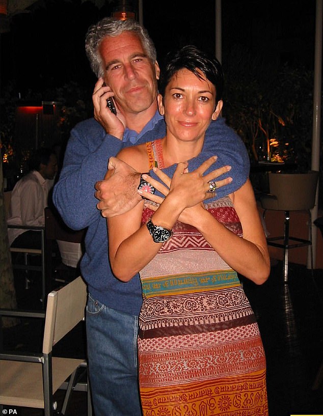 Ghislaine Maxwell (front) is serving a prison sentence for sex trafficking.  Epstein committed suicide in prison while awaiting trial for sex crimes.  Maxwell was sentenced to 20 years in prison by a US judge on June 28, 2022 for helping Epstein sexually abuse girls