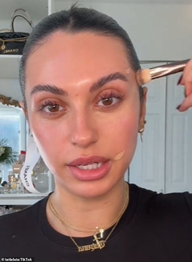 1704391675 363 Beauty guru reveals three simple makeup hacks that will give