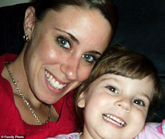 1704407253 409 Casey Anthony39s mother has a panic attack during questioning for