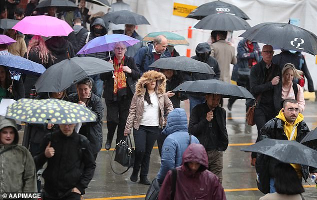 The flood risk is said to be highest in the state's north, but metropolitan Melbourne could face the same threat between midnight Sunday and Monday afternoon.