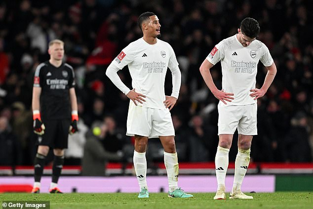 The Gunners missed several chances to score against Liverpool on Sunday evening