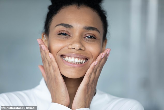 Getting outside into the fresh air during lower temperatures and taking cold showers can replenish vitamin D levels and tighten pores, leaving your skin rejuvenated (Photo: Shutterstock)