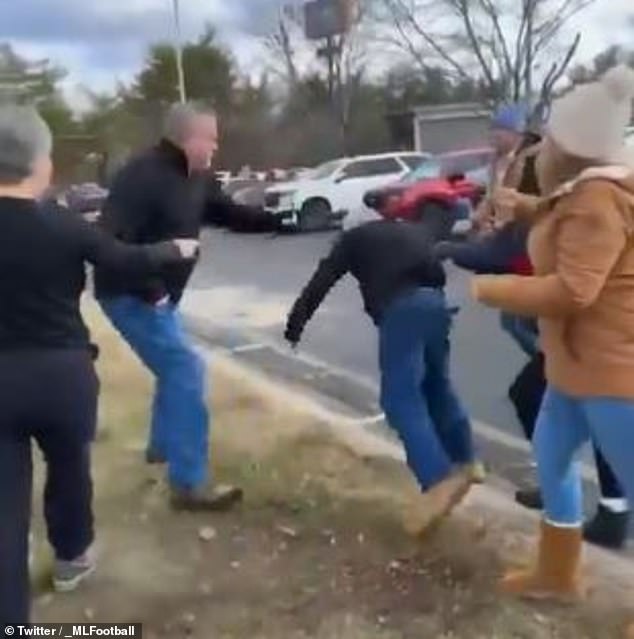 One right hand from the taller gentleman ended the fight after more than 20 seconds