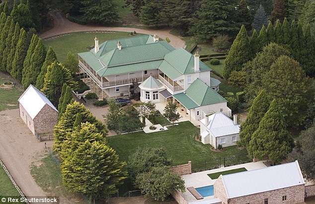 The Georgian country house is set in 45 hectares of land with herds of cattle and alpaca and features traditional wide sandstone verandas