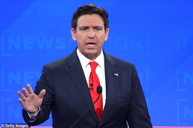 According to the New Hampshire poll, Florida Governor Ron DeSantis is in fifth place with just 5%, a huge difference from Iowa, where he is in second place behind Trump and ahead of Haley.