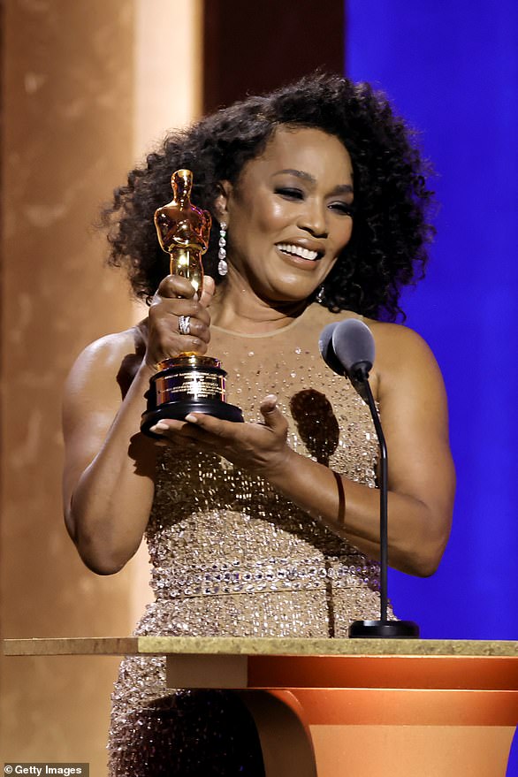 An honor: after her decades-long career in Hollywood, Angela Bassett finally took home one of the most prestigious awards in the entertainment industry worldwide