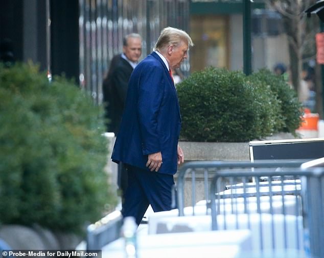 The former president kept his head down and didn't stop waving as he normally would