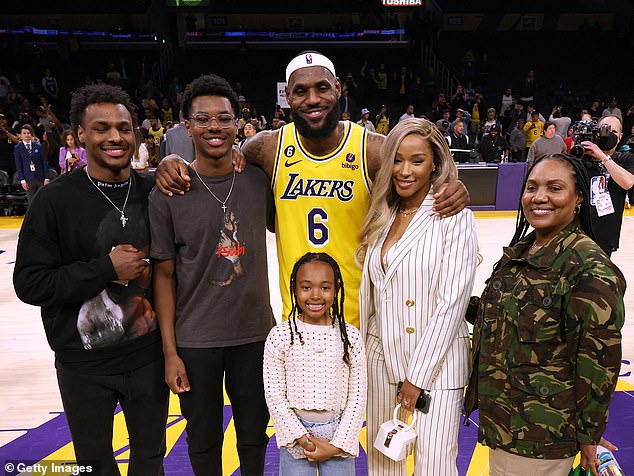 The James poses for a family photo after LeBron became the NBA's all-time leading scorer