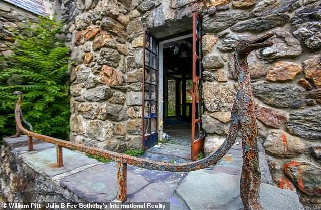 Now every window in the mansion is broken and attempts to return the castle to its former glory have been financial failures for previous homeowners over the years.  The property has been vacant since 2012 after an owner failed to build a conference and retreat center