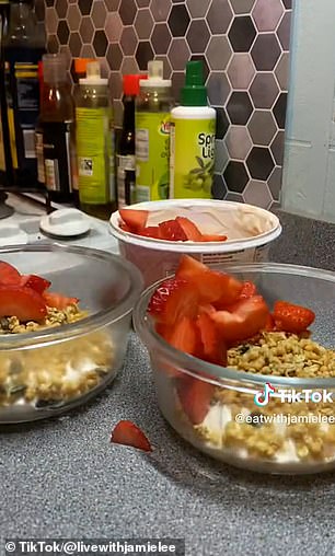 This video from @livewithjamielee shows their meal preparation