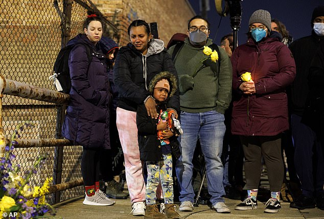 Nearly 40 migrants from Venezuela were in the parking lot of Love's gas station near an Illinois highway on Dec. 21, according to the Kankakee County Sheriff's Office.