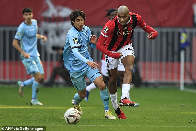 Manchester United will reportedly take another look at Nice defender Jean-Clair Todibo