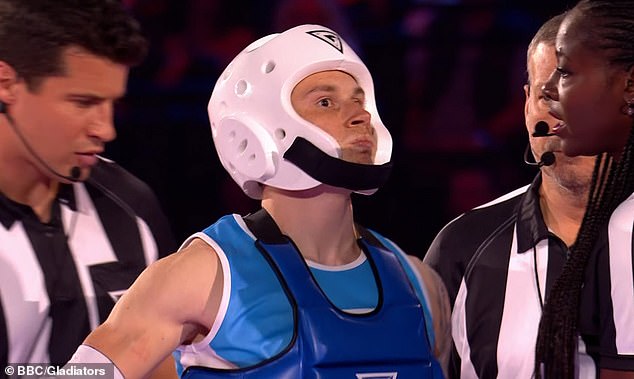 Contestant Finley took on the Gauntlet Challenge, which required participants to navigate four zones guarded by Gladiators within a time frame, but suffered a horrific knee injury