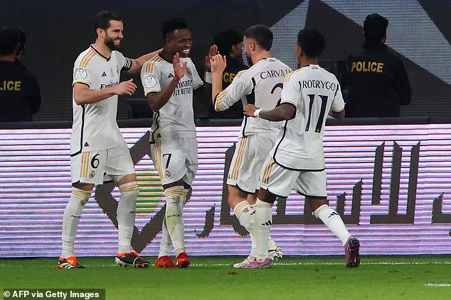 Los Blancos made easy work of their arch-rivals as they claimed another piece of silverware