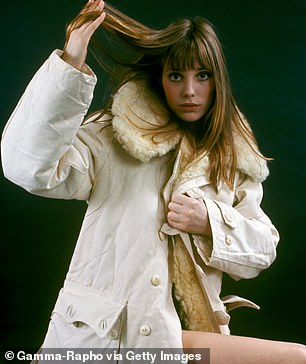 Jane Birkin is the ultimate example, with her full bangs and collarbone-length locks.  Pictured circa 1960