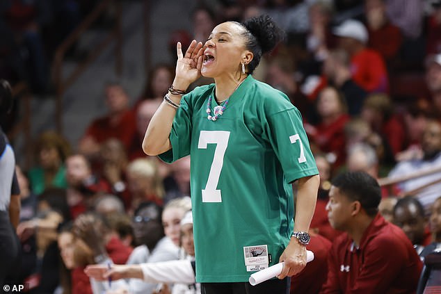 Dawn Staley wore an Eagles jersey Monday when South Carolina played Kentucky — and later gave a moving tribute to Kelce