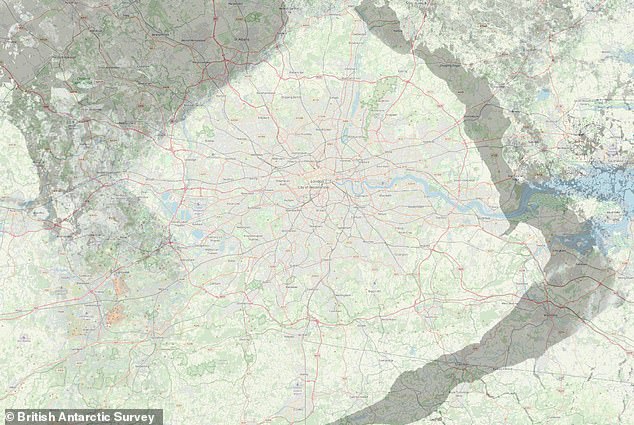 To give a sense of scale, this image shows the area of ​​the iceberg overlaid on a map of Greater London