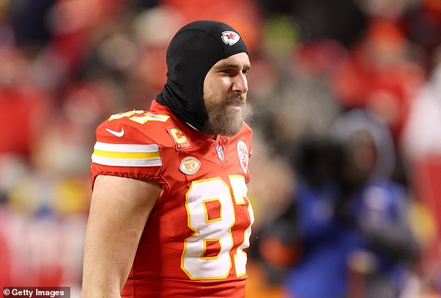 Kelce and Kansas City played against Miami on Saturday in a frigid -30 degree wind chill