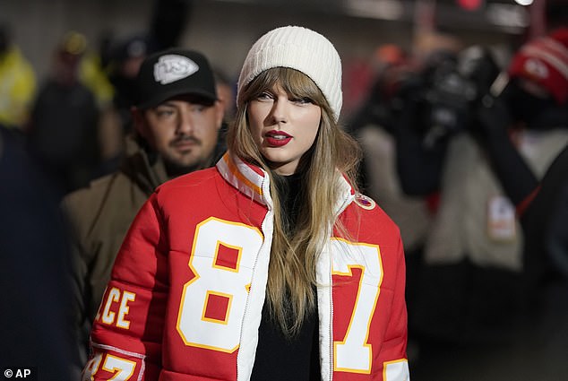 Swift wore the jacket that made Juszczyk a superstar and changed her life last weekend