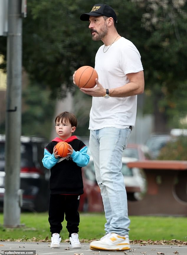 Kazee, 48, kept it casual in a black denim jacket, white T-shirt and light blue jeans as he spent time with his family