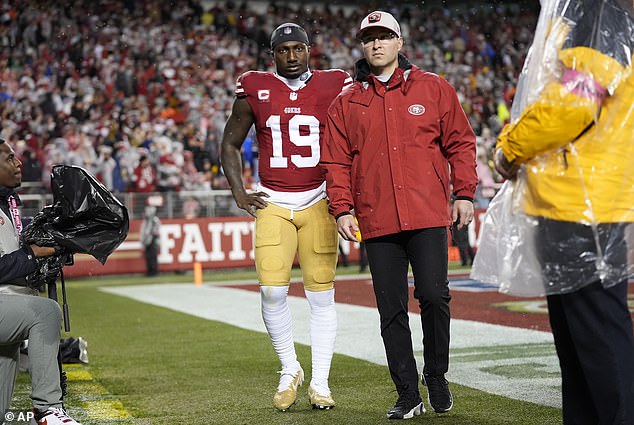 49ers WR Deebo Samuel was ruled out of the game for the second half due to a shoulder injury