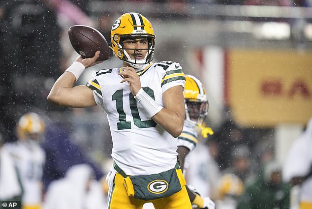 Packers quarterback Jordan Love made a terrible interception that decided the game late