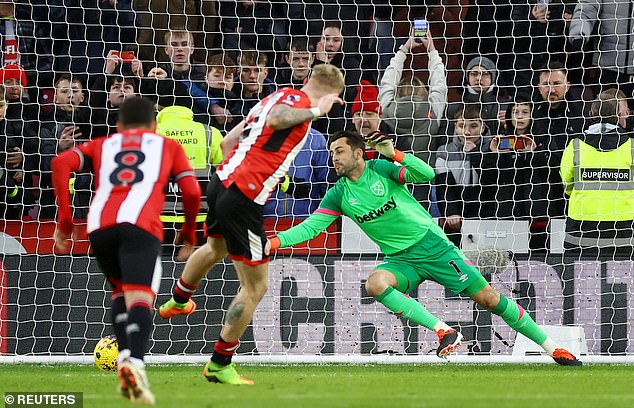 McBurnie got the upper hand over Lukasz Fabianski, who came on as a late substitute for West Ham