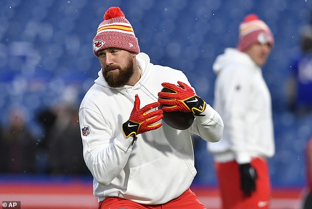 Travis Kelce pictured himself warming up in the elements before his team's game against the Bills