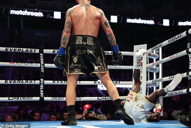 Paro wears the initials 'RG' on his trunks in memory of Regan Grieve