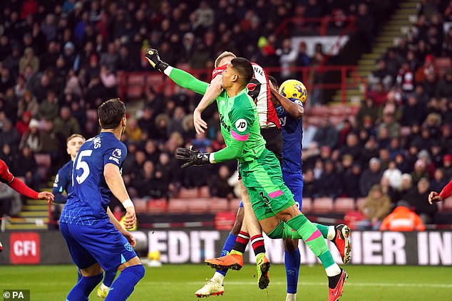 This was a foul on Alphonse Areola - not Oli McBurnie!  This was a clear and obvious error that needed to be fixed