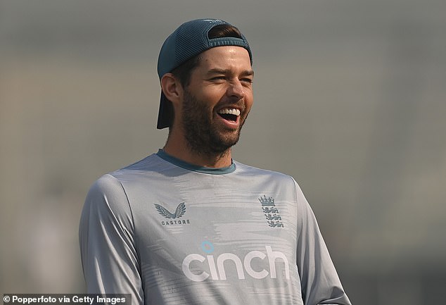 It looks like Ben Foakes was able to keep the wicket in Hyderabad on Thursday after undergoing several goalkeeping drills on Monday