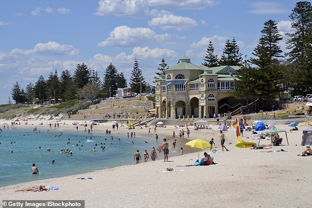 Perth residents should look for a high of 33 degrees Celsius and blue skies with no clouds