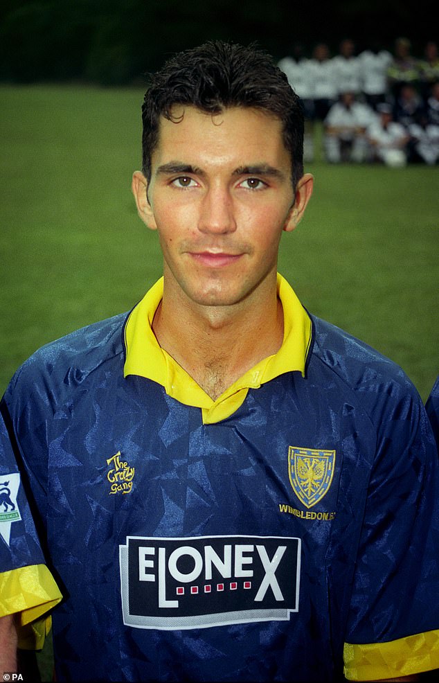 Leo is the son of former AFC Wimbledon midfielder Stewart Castledine, who was on the books of the south London club from 1991 to 2000.