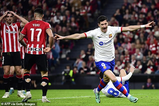 Robert Lewandowski leveled the Catalans after they had to concede early after a disastrous start