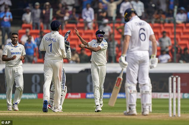 The moment Ravindra Jadeja and Ravichandran Ashwin came together proved to be a turning point, with the next three coming together in quick succession.