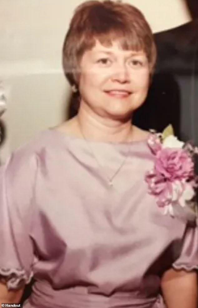 Kenneth Eugene Smith was sentenced to death in 1996 after admitting to the murder of Elizabeth Sennett (pictured)